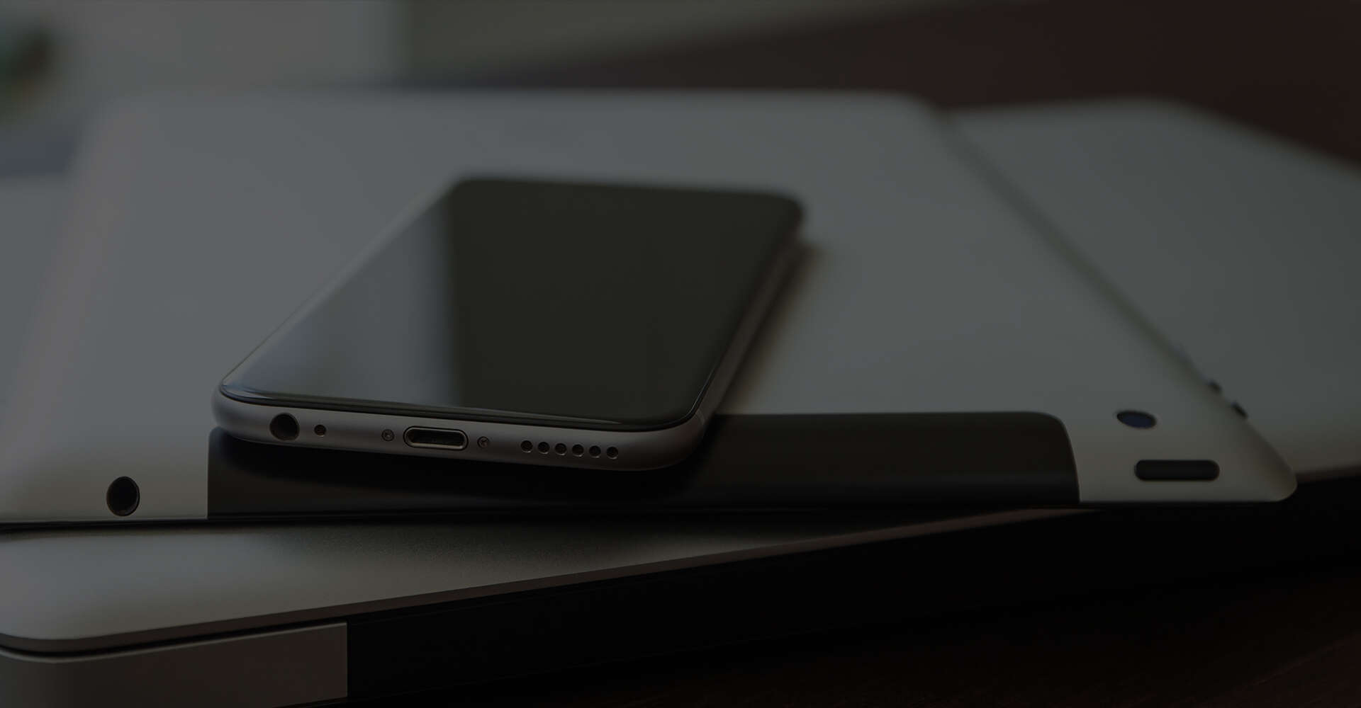 Mask application case